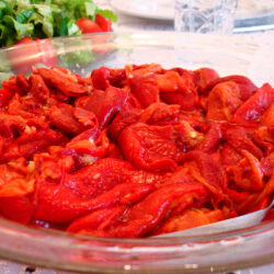 Sirkeli Köz Biber Salatası